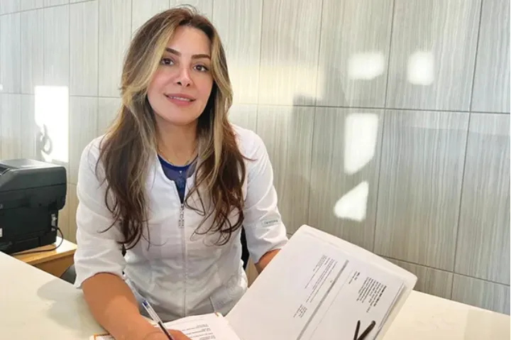 یک پزشک ایرانی: سیستم انرژی‌تان را می‌گیرد و نومیدتان می‌کند